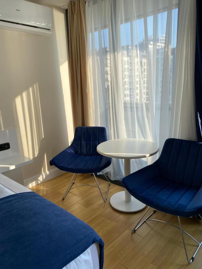 Sea View Apart-Hotel Orbi Twin Towers 1413 Batumi Esterno foto