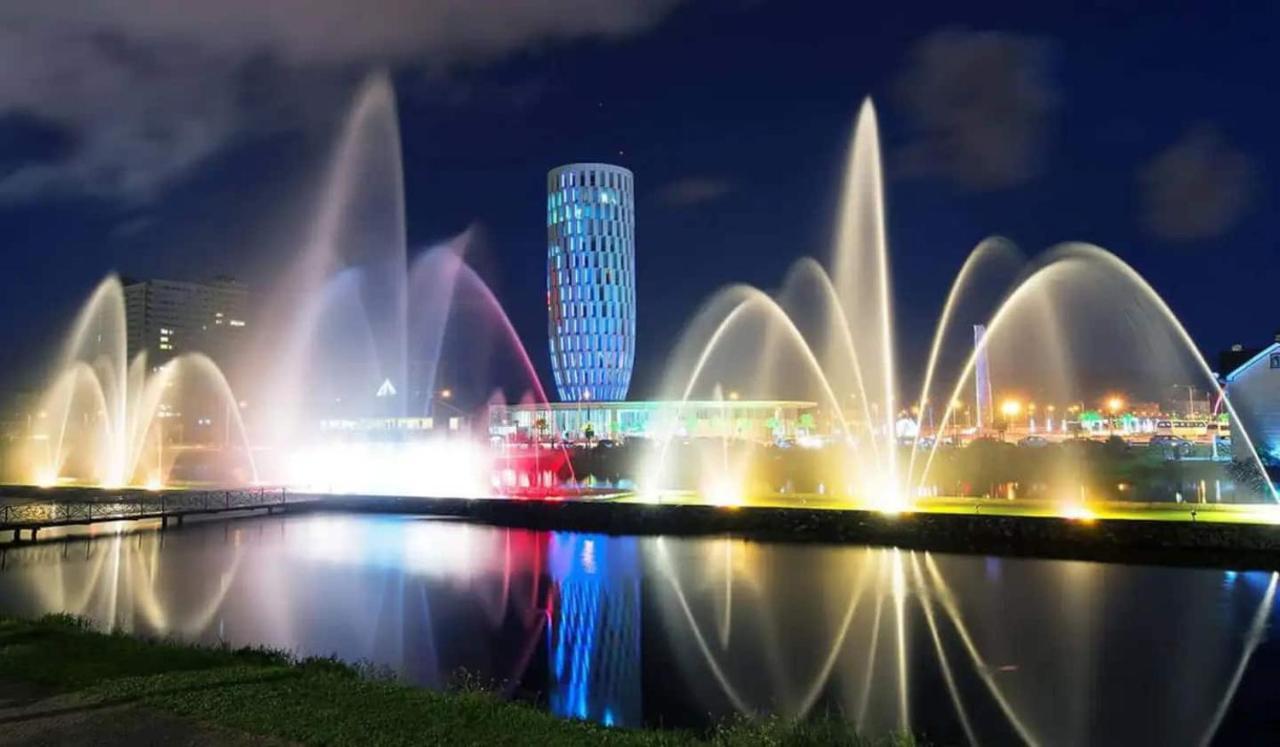 Sea View Apart-Hotel Orbi Twin Towers 1413 Batumi Esterno foto